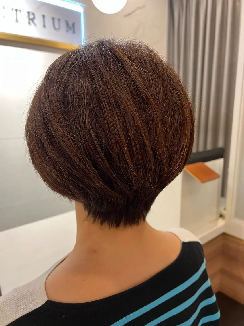 ショート 村中 逸紀のヘアスタイル