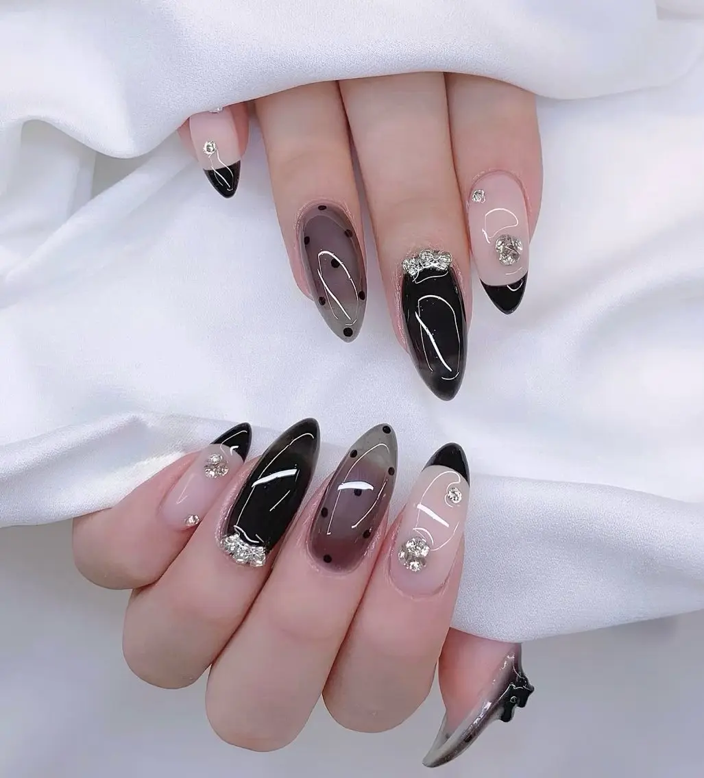 ネイル NailSalon✨ Écrinエクランのネイルデザイン
