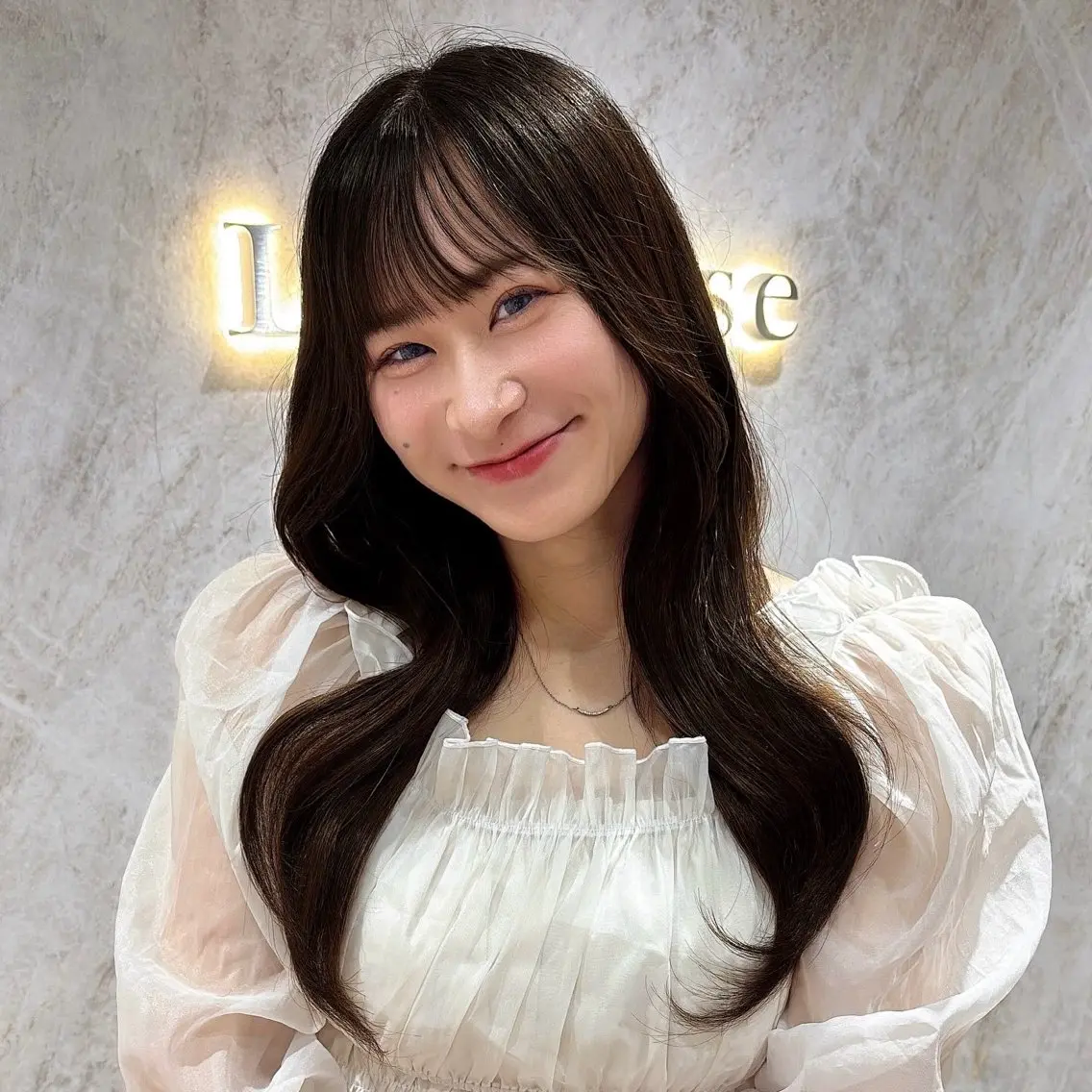 ロング カラー ベージュカラー ブラウンカラー 透明感カラー マロンブラウン オリーブベージュ カット ヘアカラー トリートメント 顔周りレイヤーカット /髪質改善/ゆう🤍のヘアスタイル