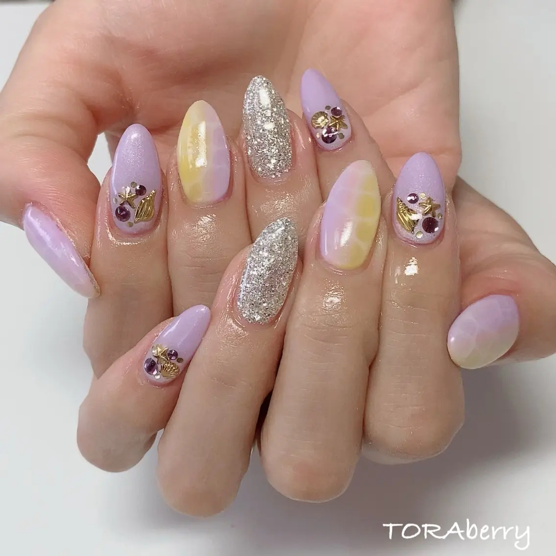 ネイル ハンドネイル ネイリスト なつみのネイルデザイン