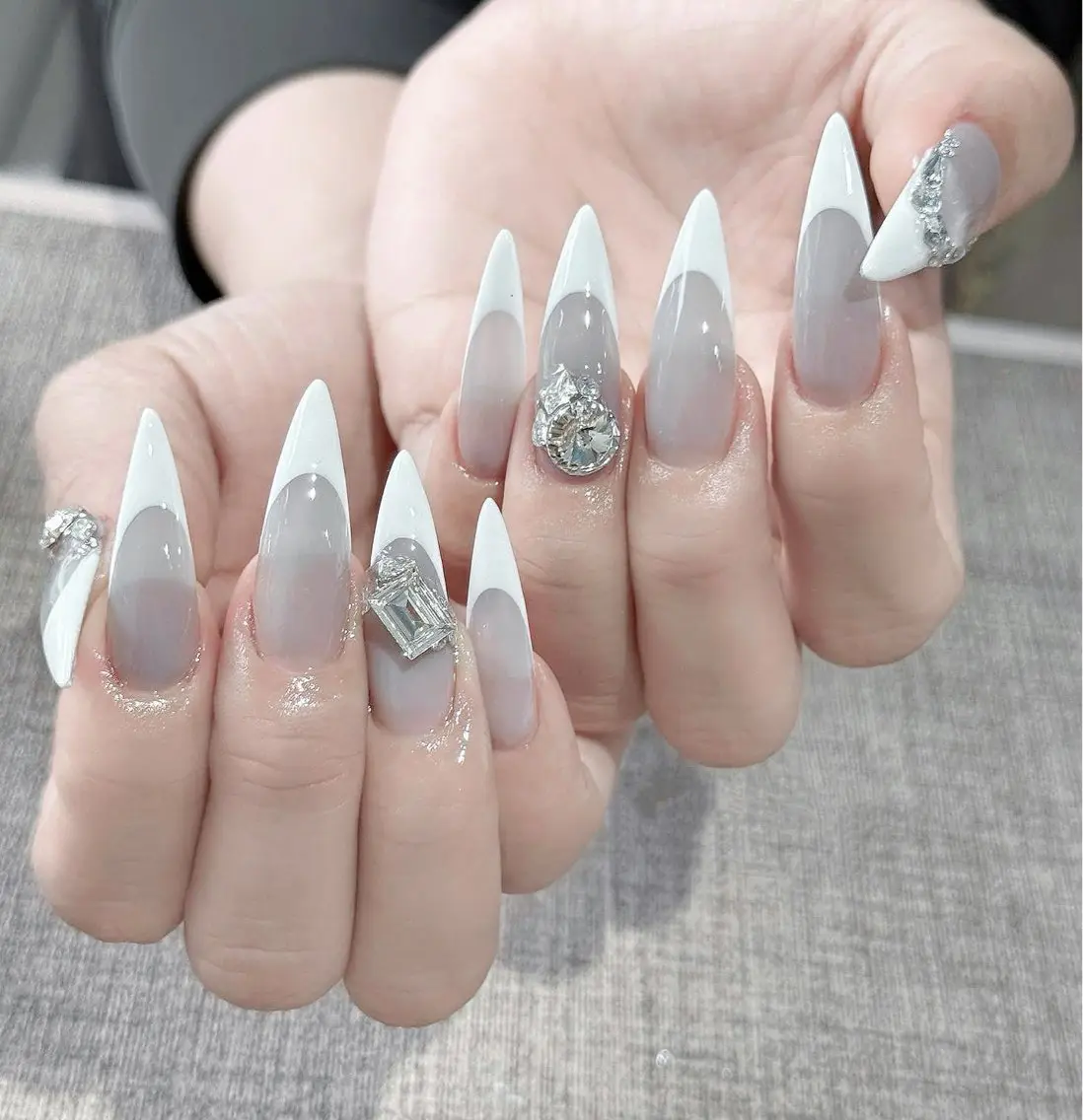ネイル Hin Hana Nailのネイルデザイン