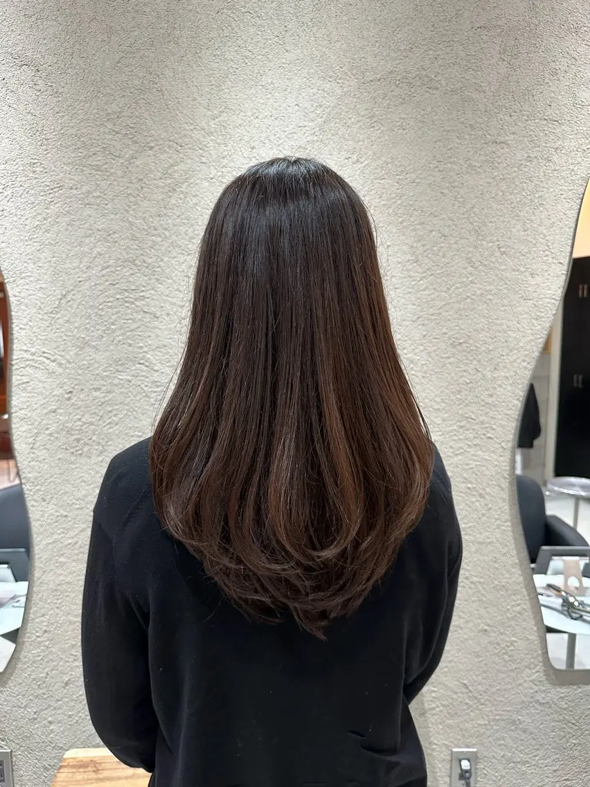 ロング カラー Shiro RENのヘアスタイル