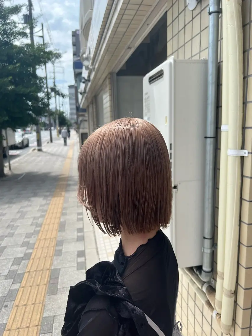 ミディアム ヘアカラー ハイトーンカラー 坂本 翼のヘアスタイル
