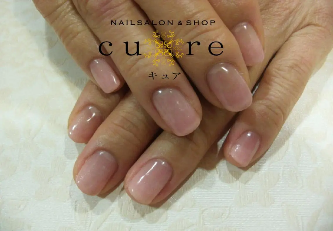 ショート ネイル グラデーション ネイルサロン Cureのネイルデザイン
