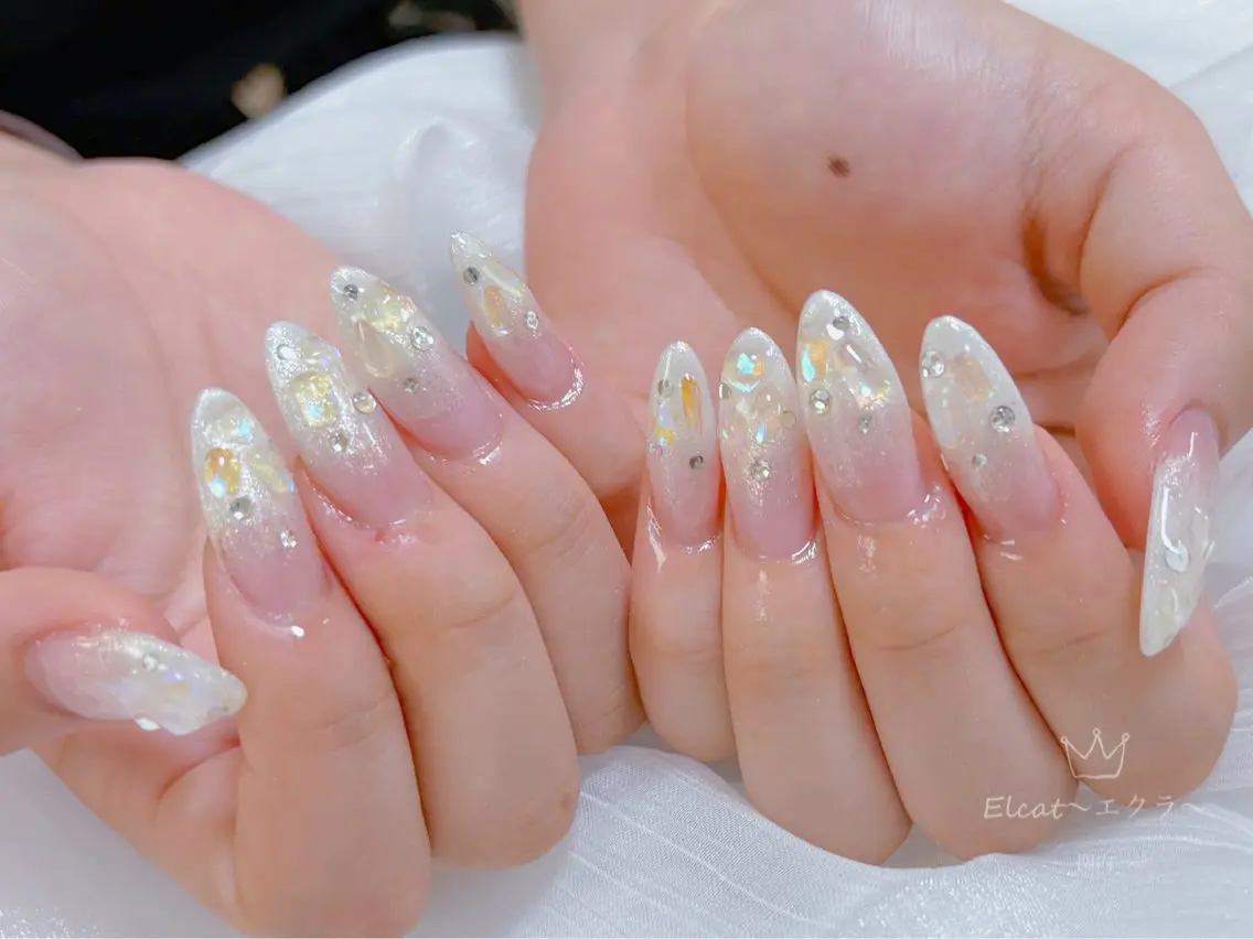 ネイル ハンドネイル ネイルサロンエクラ 🫧Shizukaのネイルデザイン