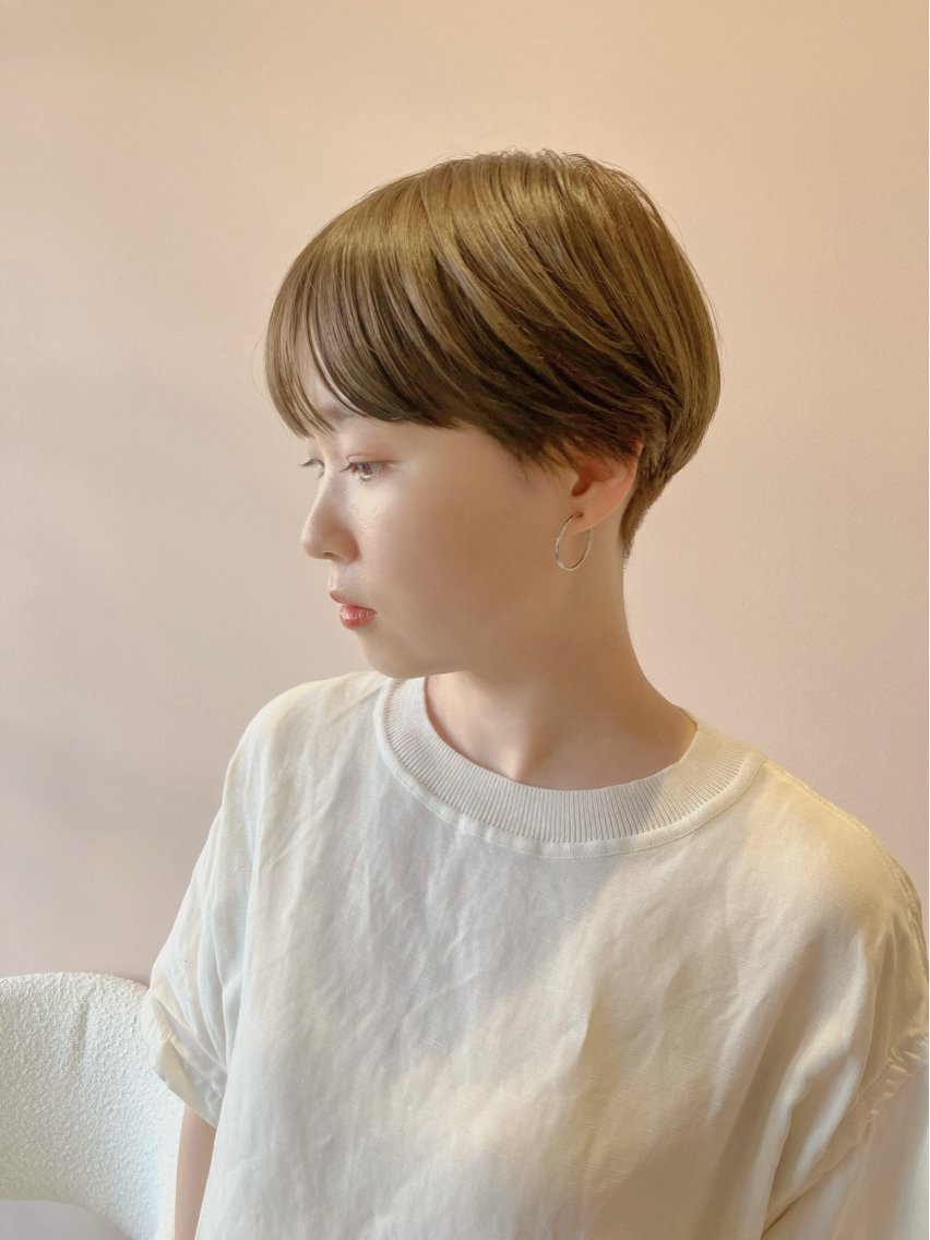 ショート カラー アディクシーカラー ショートヘア カット ヘアカラー 川間 将彦のヘアスタイル