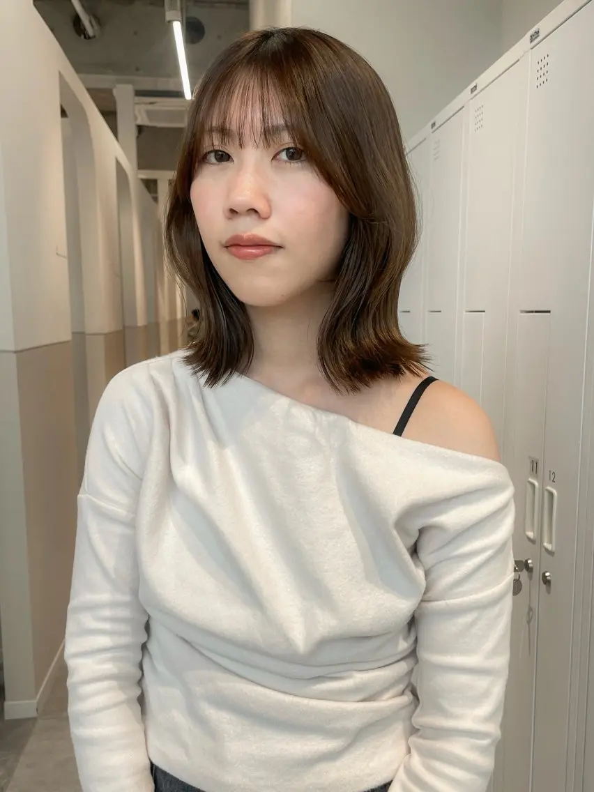 ミディアム カラー くびれヘア カット ヘアカラー 抜け感ボブ×パーマ ｜kazaneのヘアスタイル
