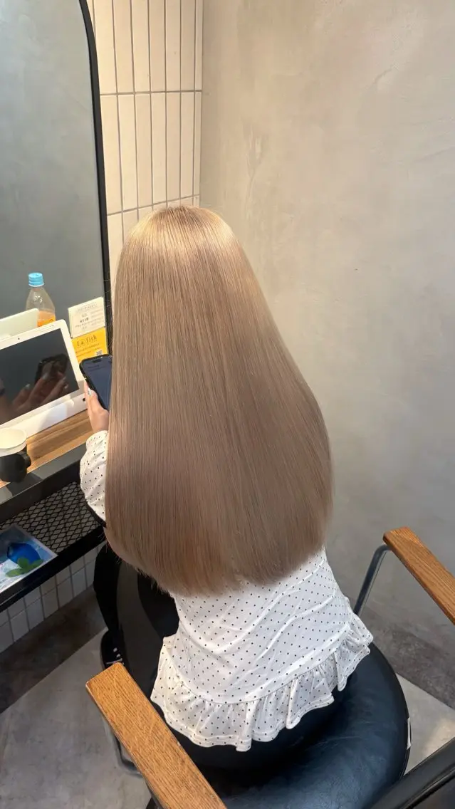 ロング カラー ヘアカラー 𝒌𝒚𝒐𝒌𝒂 ︎︎のヘアスタイル