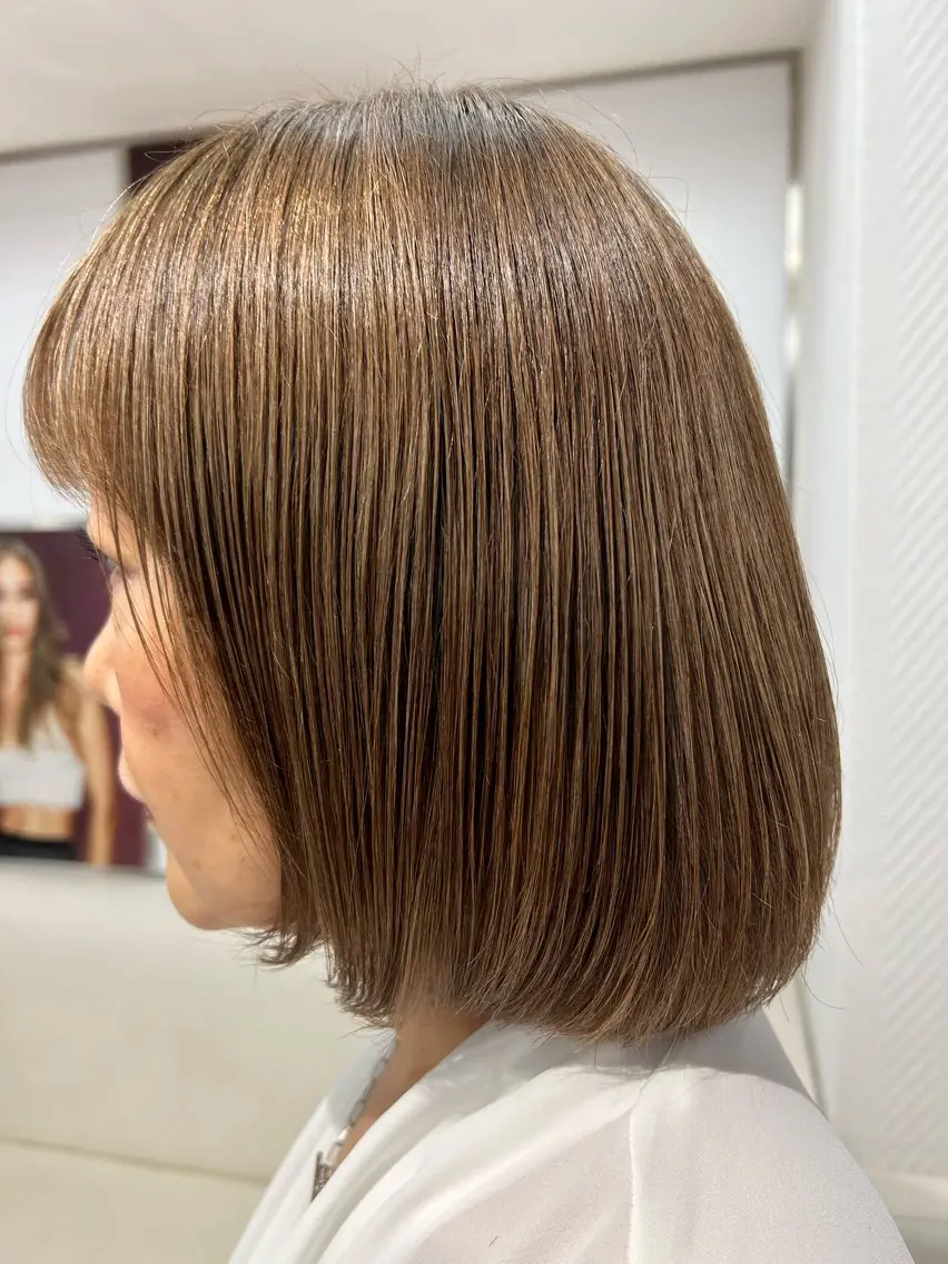 ショート ボブ 早瀬 愛美のヘアスタイル