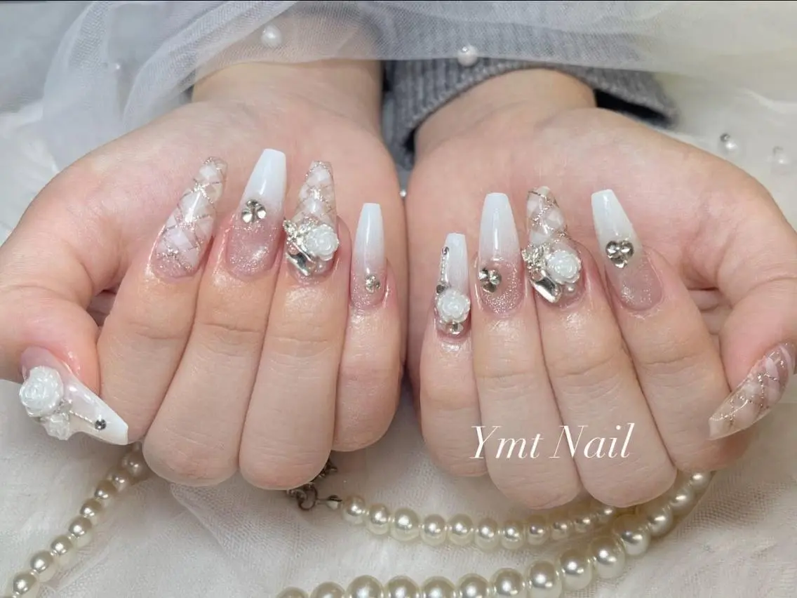 ネイル ハンドネイル mochi nailsのネイルデザイン