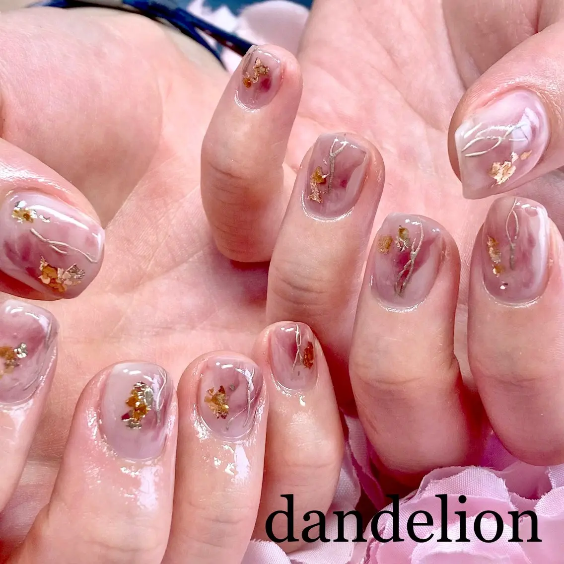ネイル ハンドネイル ハンドケア dandelion ダンデライオンのネイルデザイン