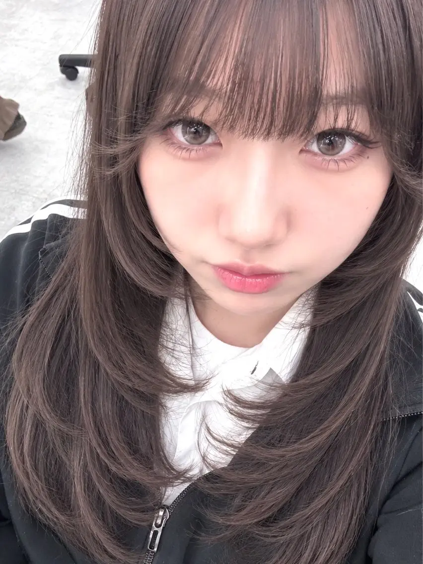 ロング 藤沢　Brown 田中真樹のヘアスタイル