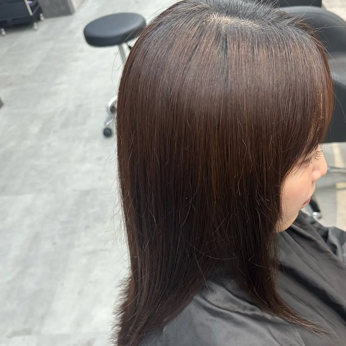 セミロング 縮毛矯正 縮毛矯正 西山 明依のヘアスタイル