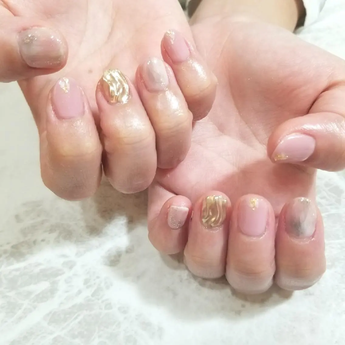 ネイル ニュアンスネイル 春ネイル ハンドネイル nijiiro🌈 サトウのネイルデザイン