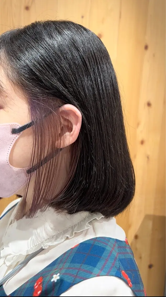 ミディアム カラー インナーカラー パープルカラー ボブ カット ヘアカラー トリートメント ヘッドスパ スキバサミを使わない カット🌼唯🌼のヘアスタイル