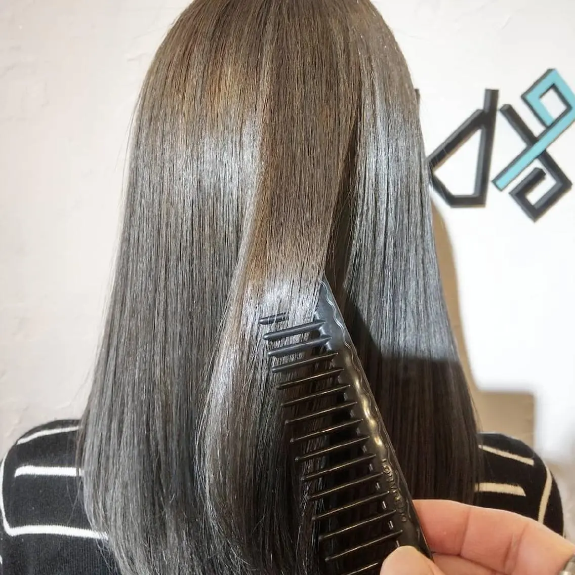 セミロング カラー 髪質改善 トリートメント 酸熱トリートメント Add9 柳田健登のヘアスタイル