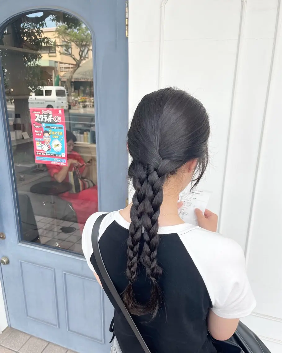 ロング カラー RuLaN AMIのヘアスタイル