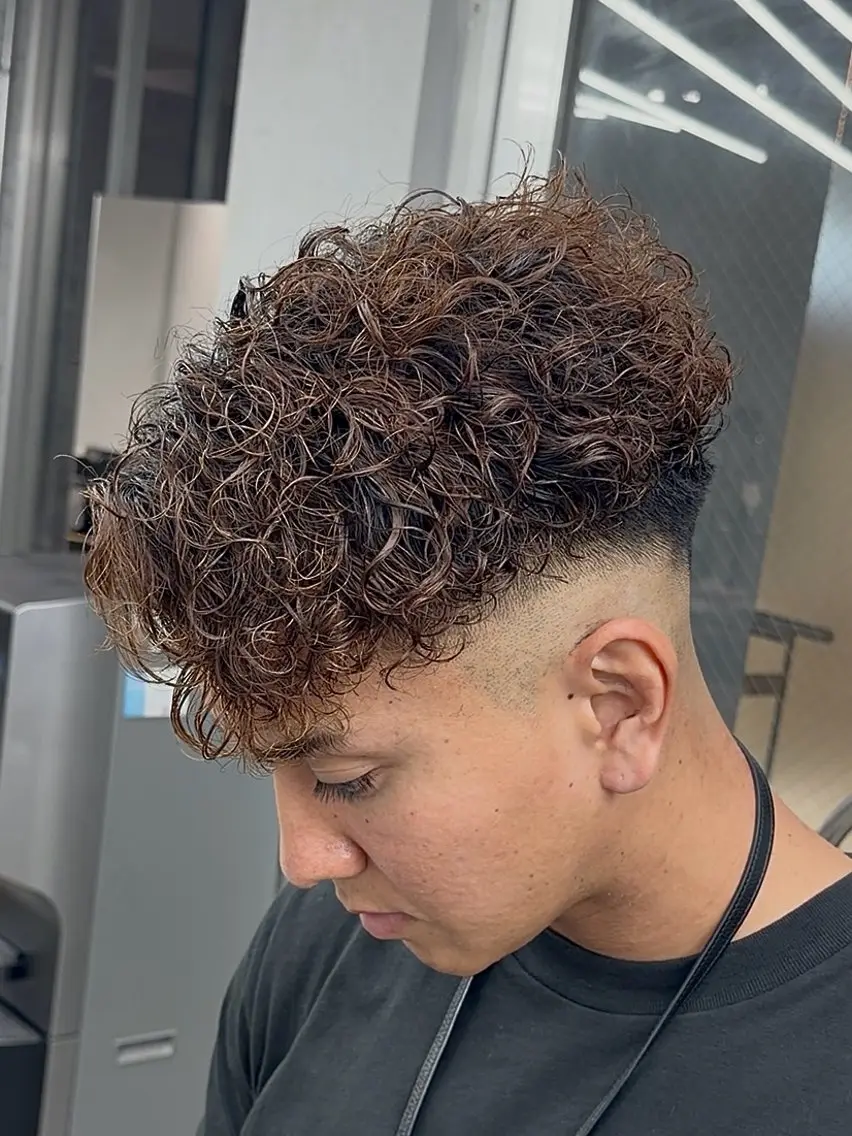 パーマ メンズ スペインカール カット パーマ 【OVARL】武田 まなみのヘアスタイル