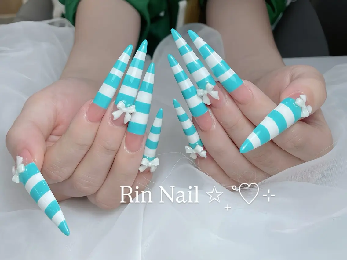 ネイル オーロラネイル チークネイル 桜ネイル クリアネイル ドット Rin Nail Shinokuboのネイルデザイン
