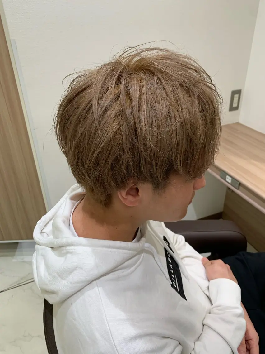 ショート カラー メンズ 🌱脱白髪染め特化 🌱岡田将英のヘアスタイル