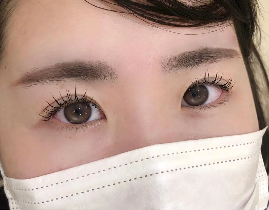 ネイル マツエク・マツパ アイブロウ 眉カラー 韓国風マツエク パリジェンヌラッシュリフト まつげパーマ ワンホンマツエク ハンドネイル フットネイル ハンドケア Nail&eye Belire 新宿のネイルデザイン