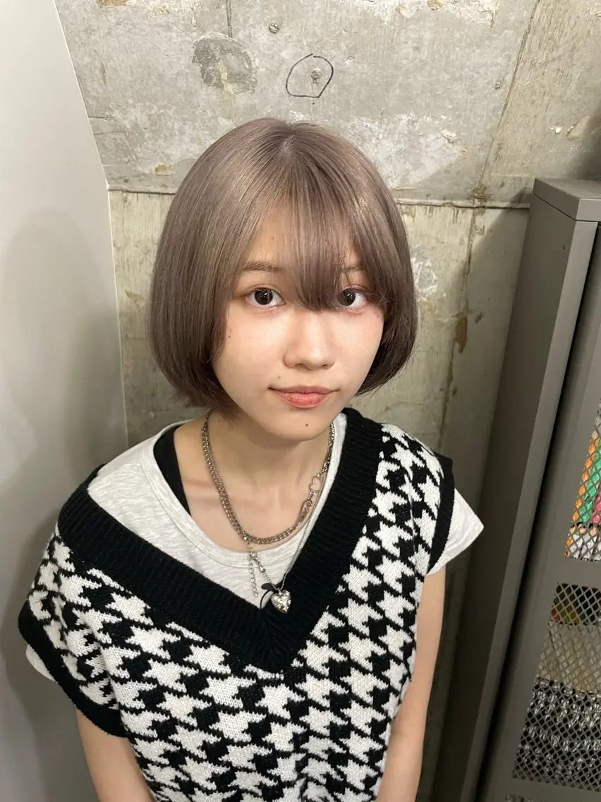 ミディアム カラー グレージュ ミルクティーグレージュ ヘアカラー ニュアンスカラー/ 🫧レミ(坊主)のヘアスタイル