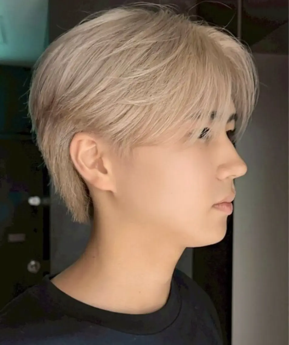 カラー ブリーチ 透明感カラー ハイトーンカラー ヘアカラー あつき/パーマ/縮毛 /ブリーチ特化🌟のヘアスタイル