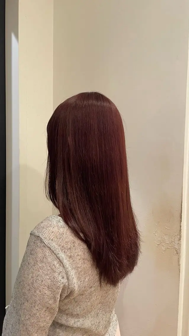 セミロング カラー ブラウンカラー ピンクカラー ピンクブラウン いさと🩵ᩚ 表参道美容室のヘアスタイル
