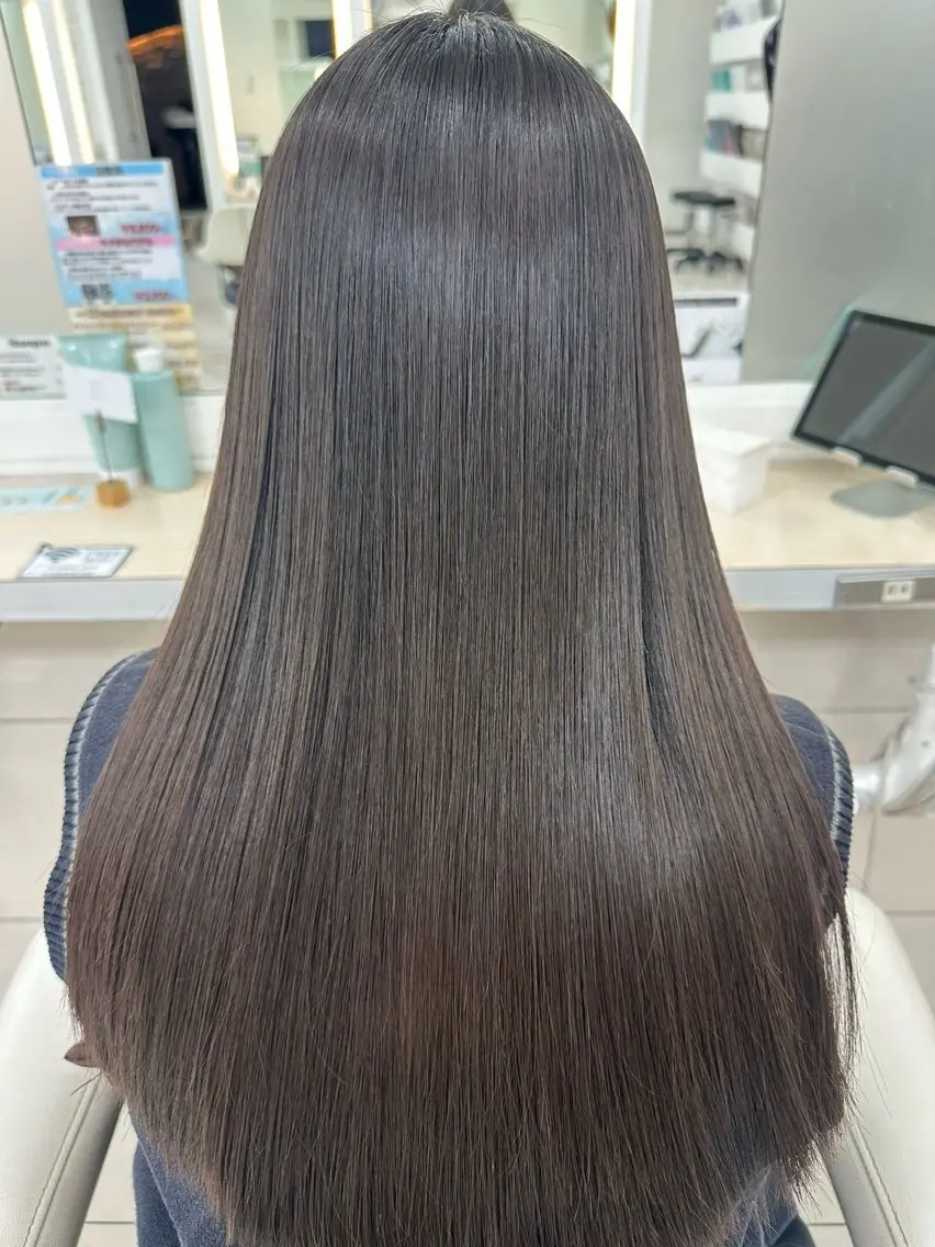 ロング 縮毛矯正 菅原 愛佳のヘアスタイル