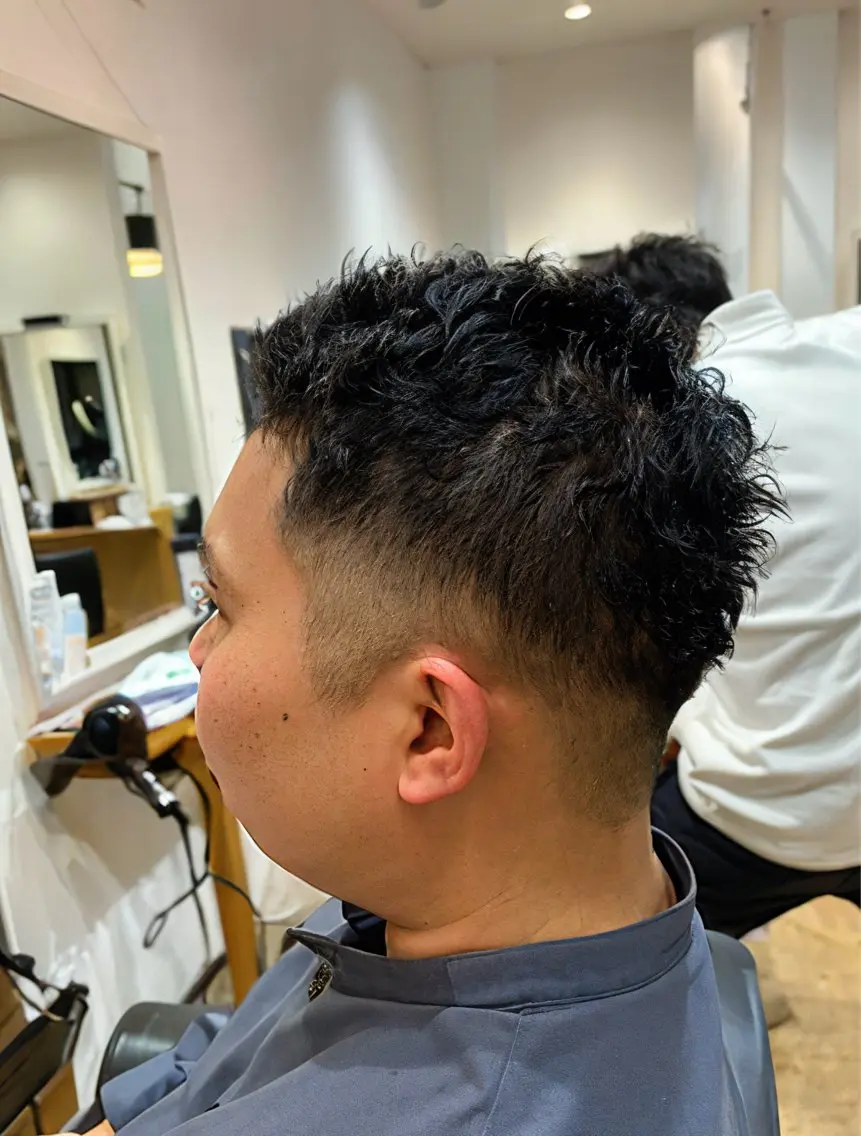 ショート パーマ メンズ メンズパーマ メンズツイストパーマ 刈り上げ ボブ ショートヘア ショート✖️縮毛矯正 ✂️秋山知穂✂️のヘアスタイル