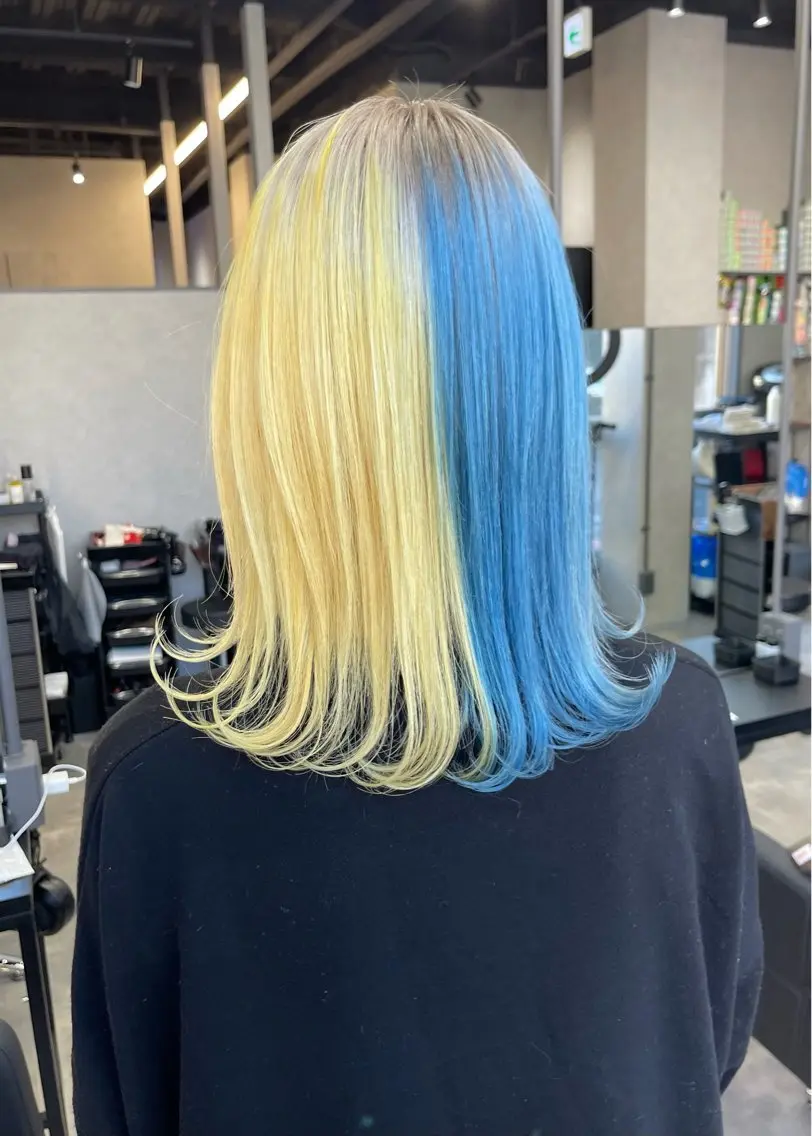 カラー 𝗮𝘆𝘂𝗺𝗶 ハイトーン🎀のヘアスタイル