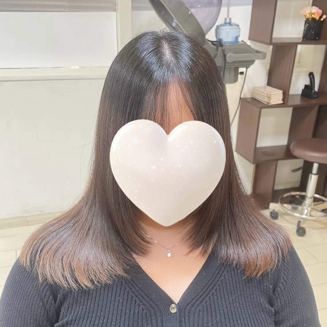 セミロング レイヤーカット アミーベル🧸🧡 本店✂️しおりのヘアスタイル