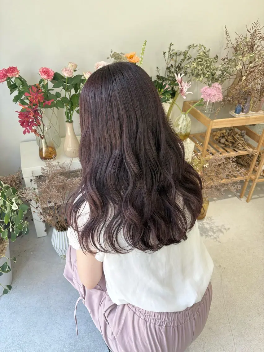 ロング カット ヘアカラー トリートメント 🪻花屋併設🪻秀島 有紀のヘアスタイル