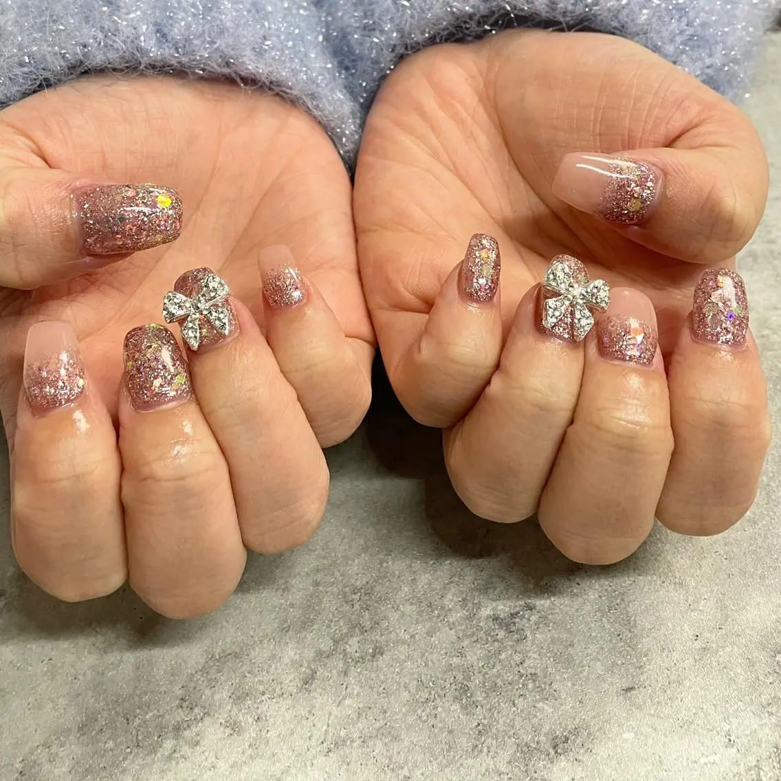 ネイル リボン FELICE ﾌｪﾘｰﾁｪのネイルデザイン