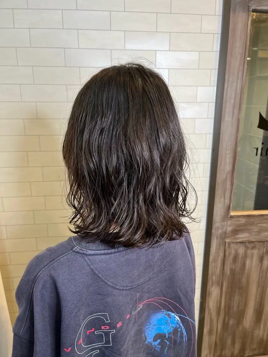 ミディアム パーマ ミディアムパーマ 伸ばしかけ 井上 光のヘアスタイル