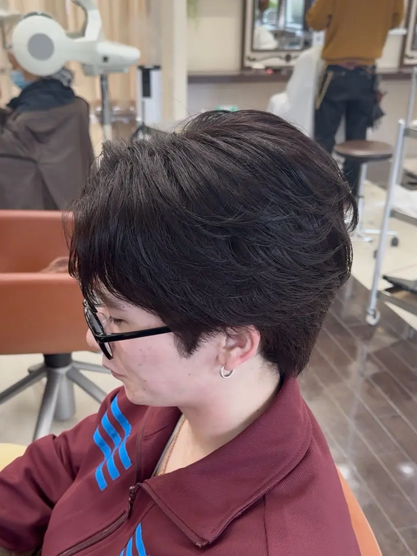 ショート カット ヘアカラー レイヤー職人・ 似合せ美容師そうまのヘアスタイル