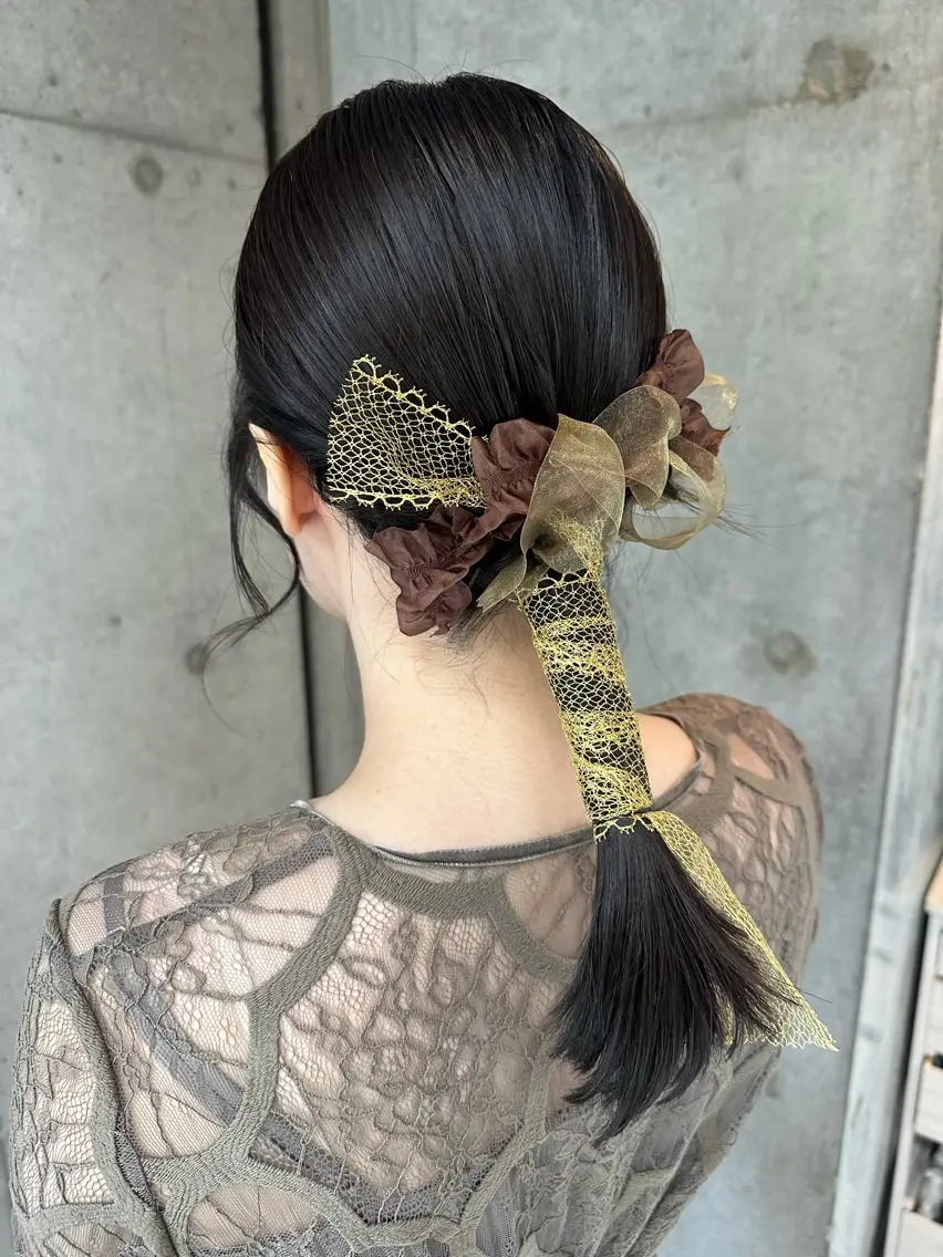 セミロング ヘアアレンジ はやしほのか| ヘアセット×カラーのヘアスタイル