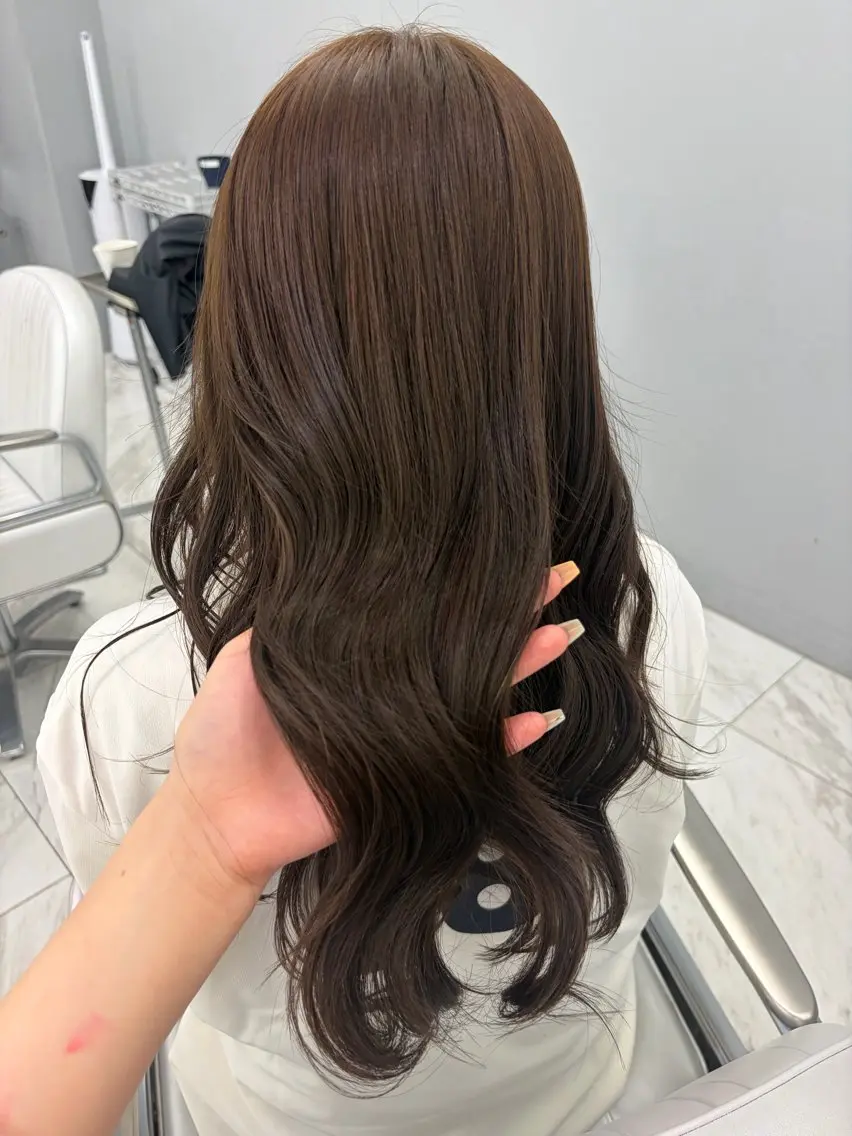 カラー ᴋᴀɴᴀ /新宿/ブ リーチカラー🎀🫧のヘアスタイル
