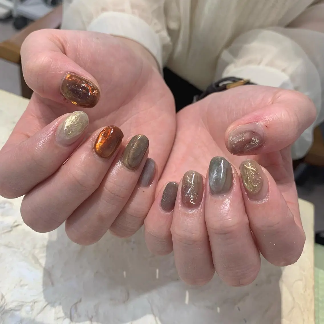 ネイル ニュアンスネイル マキノ ユイのネイルデザイン