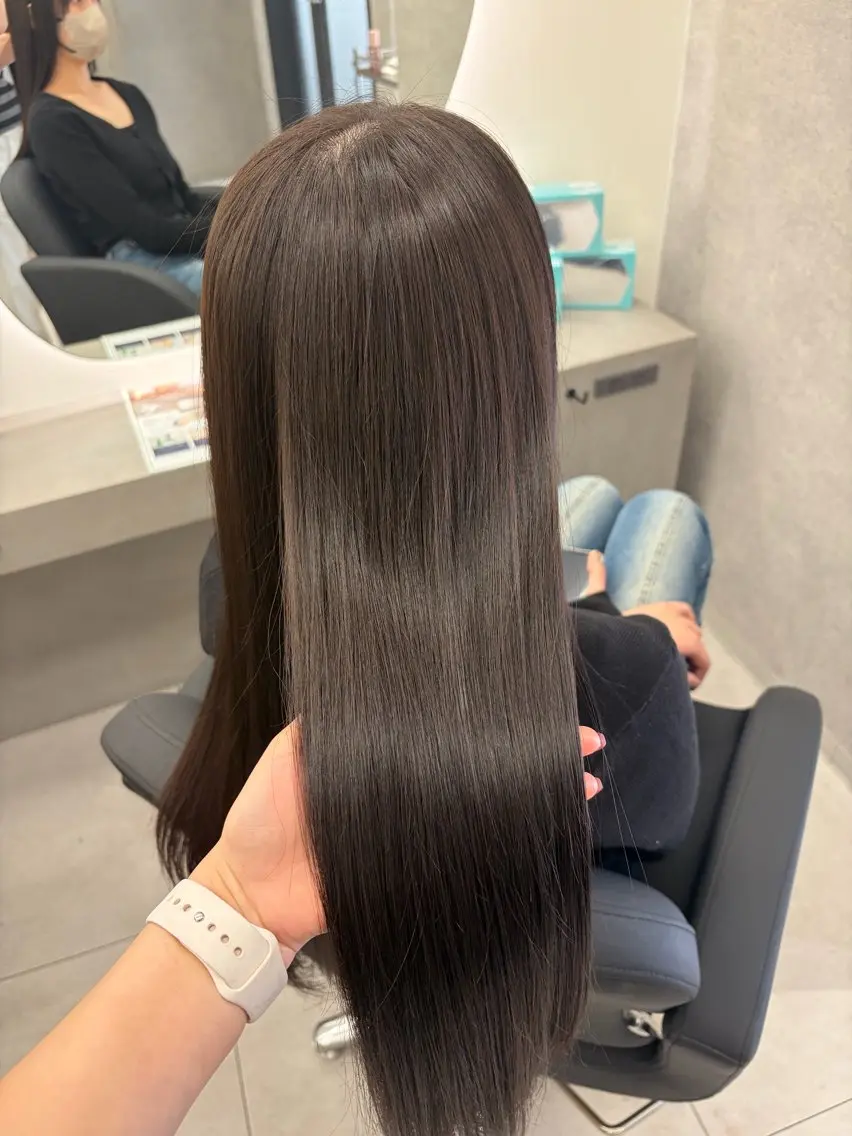 【ロング料金なし👌🏻】ワンカラー+トリートメント付き➕似合わせ顔周りと毛先カット💇🏻♀️の写真