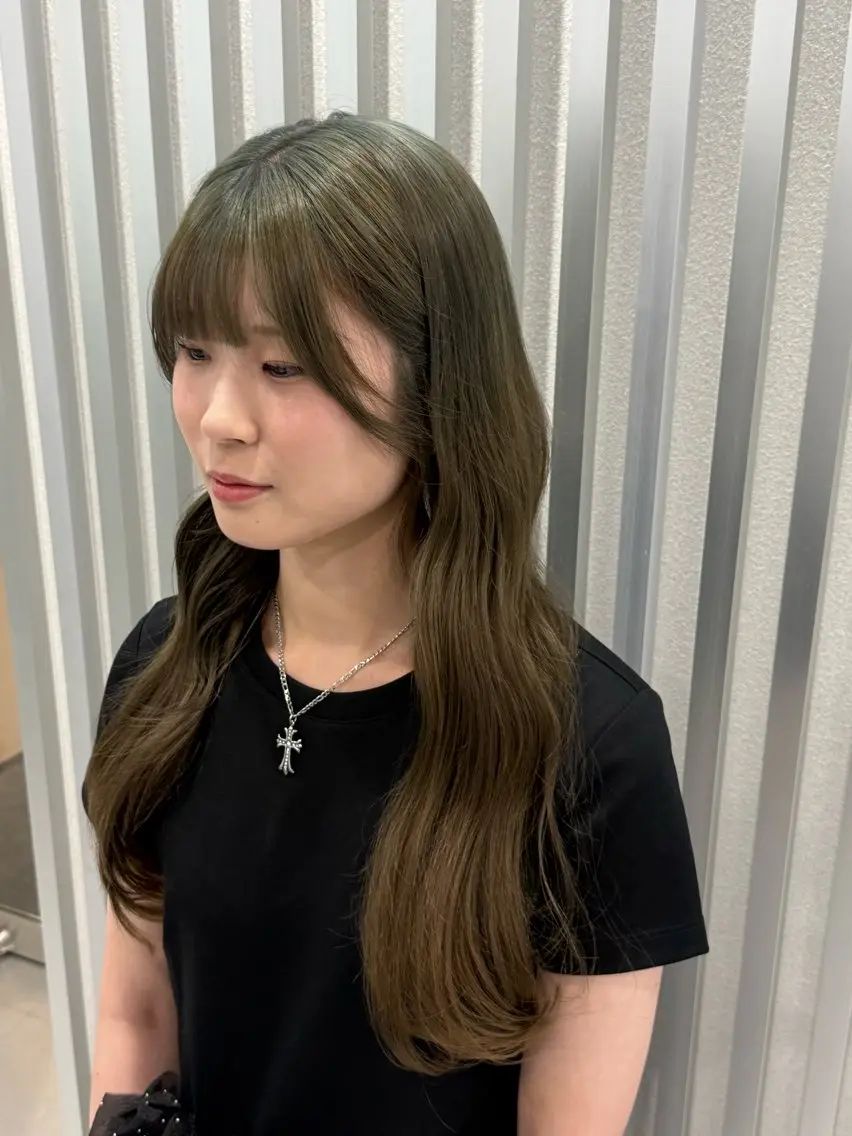 ロング ヘアカラー share天王寺 yuhaのヘアスタイル