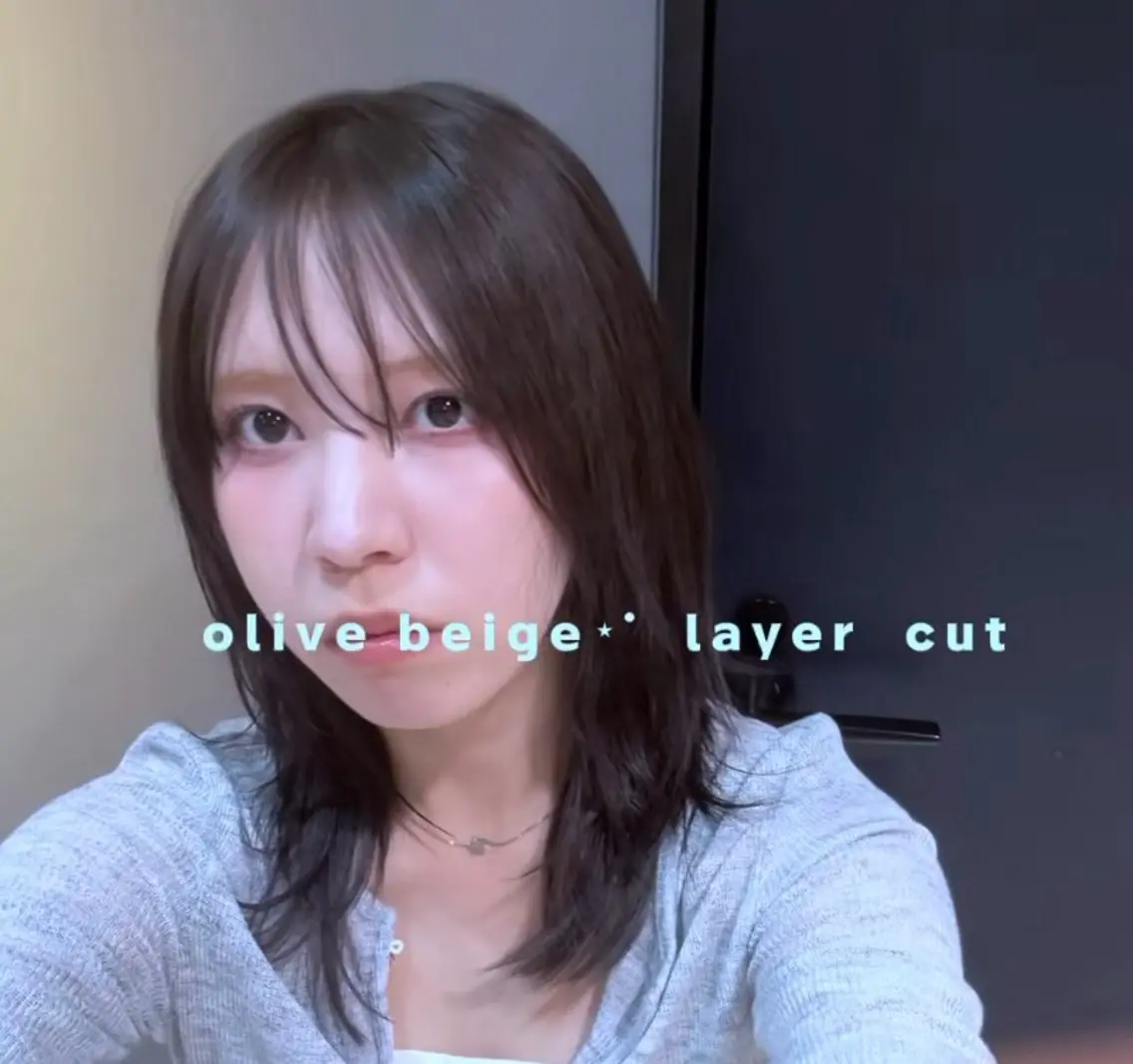 ミディアム 真下 瑞歩のヘアスタイル