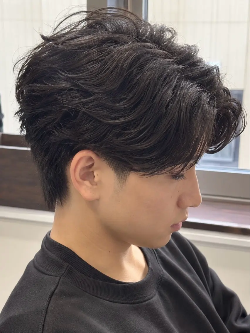 ショート パーマ メンズ est-r. Shionのヘアスタイル