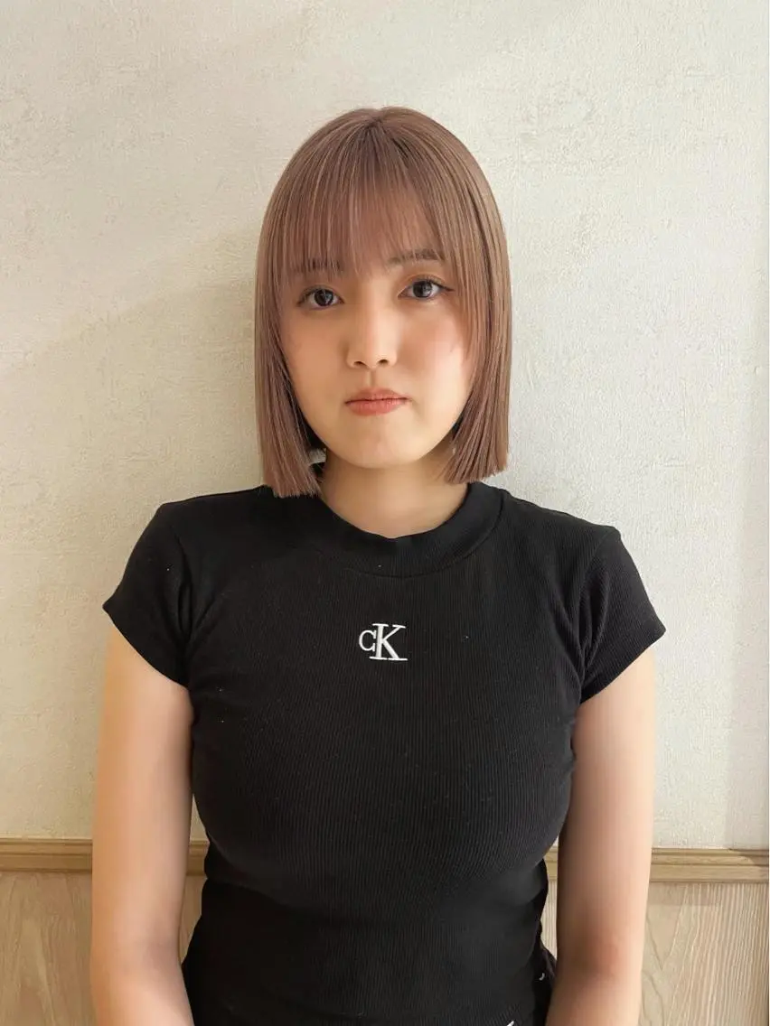 🤍ダブルカラー＋顔まわりカット🤍(ブリーチあり)の写真