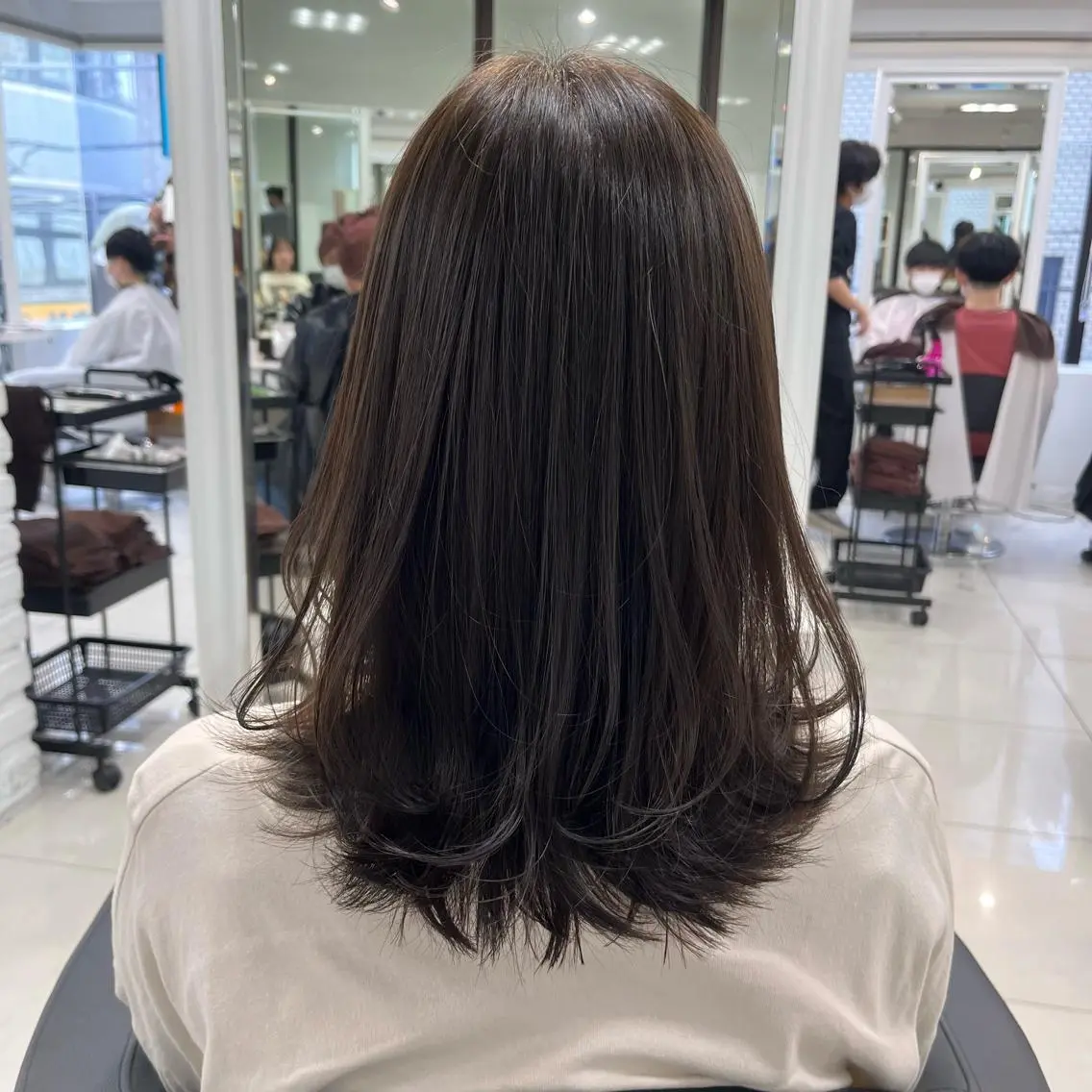 セミロング カラー 透明感カラー グレージュ オリーブグレージュ オリーブグレー カット ヘアカラー トリートメント 【メンズ縮毛矯正/ Ryoka】のヘアスタイル