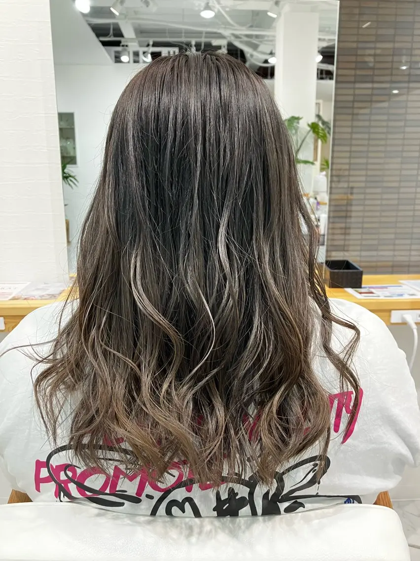 ⭐️ミオシャレ女子必見⭐️ミ バレイヤージュ・グラデーションカラー🌈✨の写真