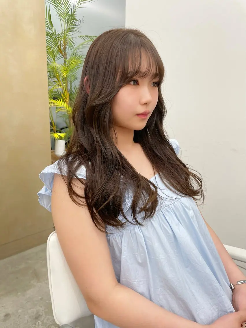 ロング 顔周りカット 髪質改善 レイヤーカット ロング カット ヘアカラー トリートメント 🌟満足度No.1/ 似合わせ/AYA🌟のヘアスタイル