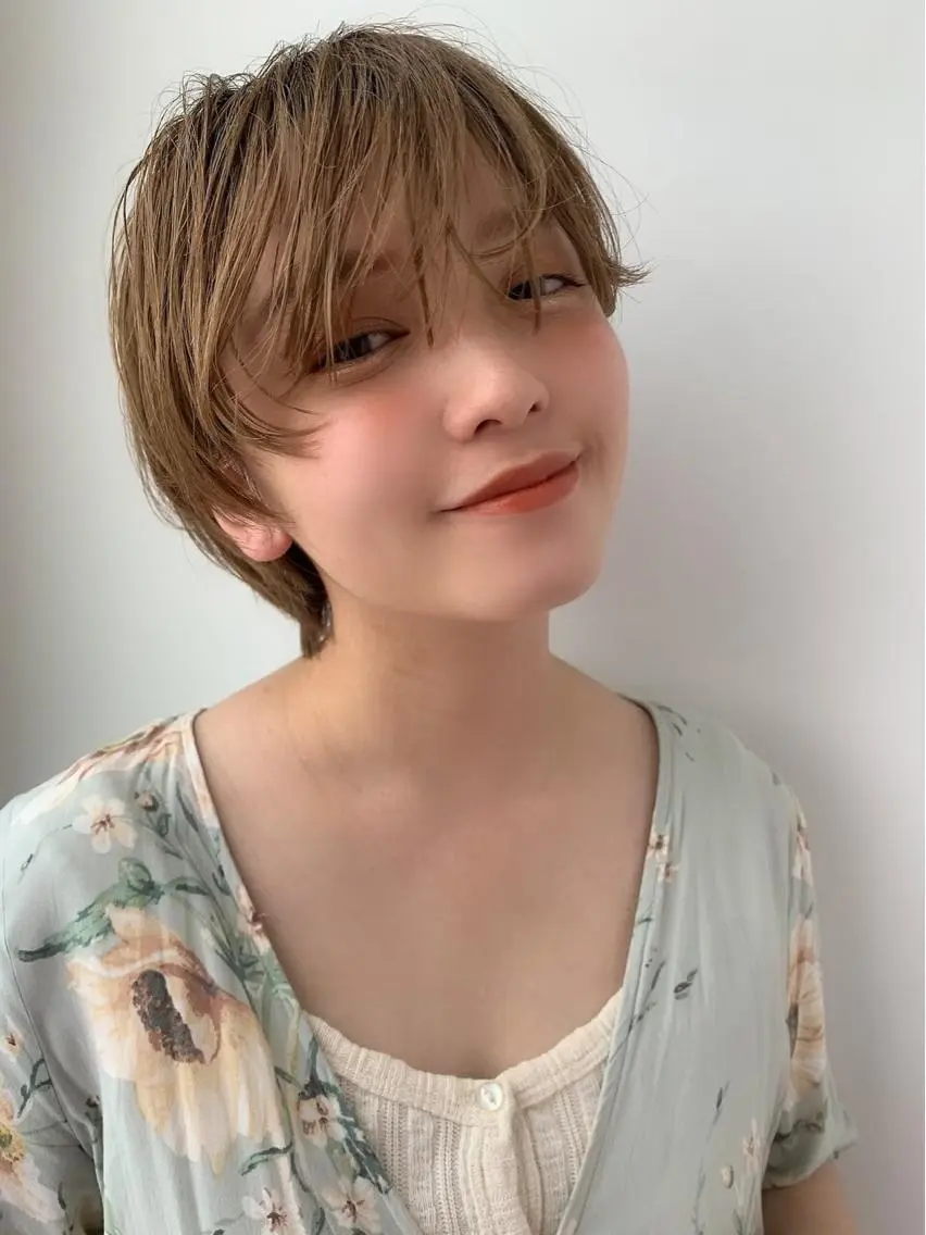 【リピート率100%】透明感カラー+似合わせカットの写真