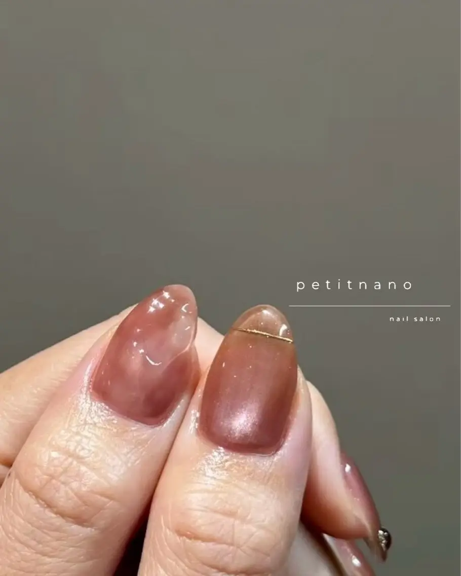 ネイル ブラウン ニュアンスネイル ピンク ハンドネイル nail◯ petitnanoのネイルデザイン