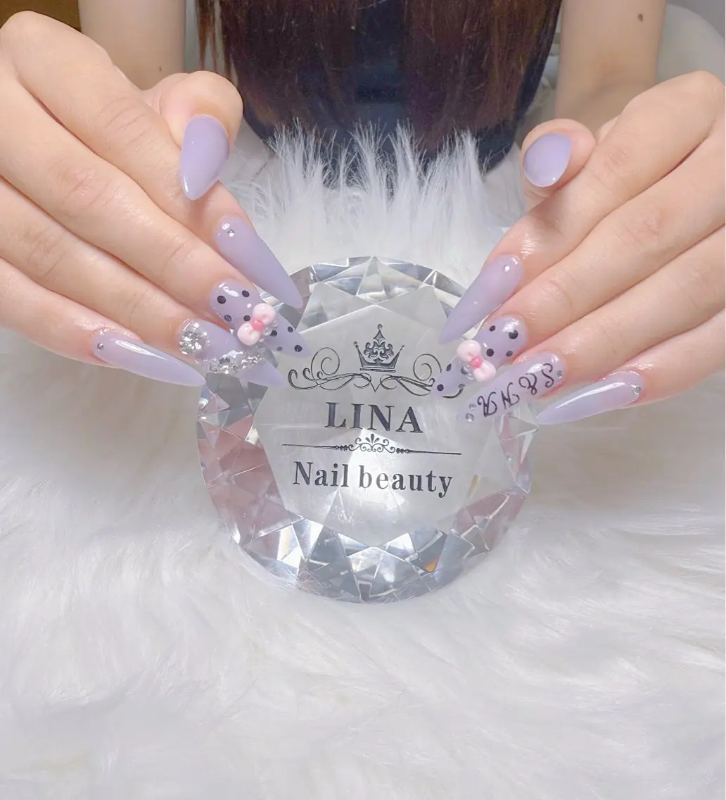 ネイル ドット ガーリー 韓国ネイル ロングネイル リボン Lina  nail beautyのネイルデザイン